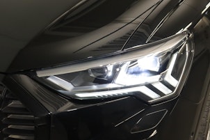 Vehicle image AUDI Q3 2.0 40 TFSI S line quattro S-Tronic