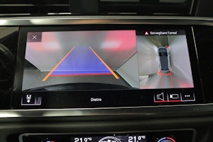 Vehicle image AUDI Q3 2.0 40 TFSI S line quattro S-Tronic