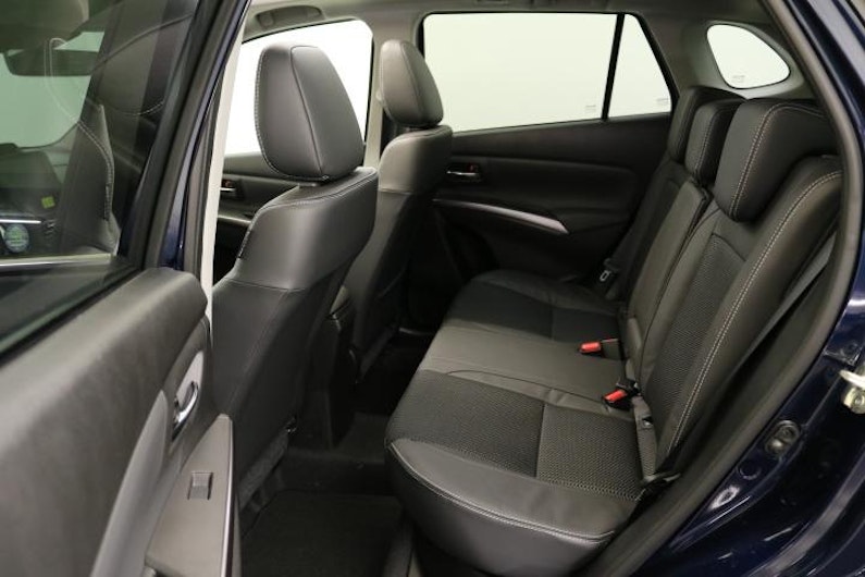 Vehicle image SUZUKI S-CROSS