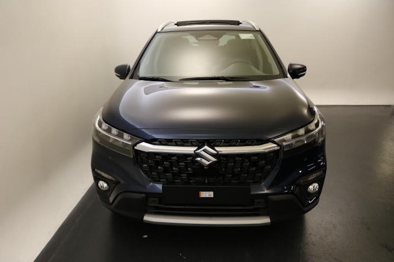 Vehicle image SUZUKI S-CROSS