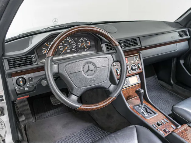 Mercedes-Benz E 220 Cabriolet