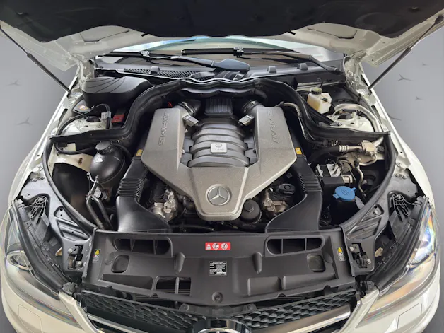 Mercedes-Benz C 63 V8 AMG Kombi