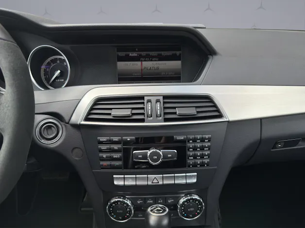 Mercedes-Benz C 63 V8 AMG Kombi