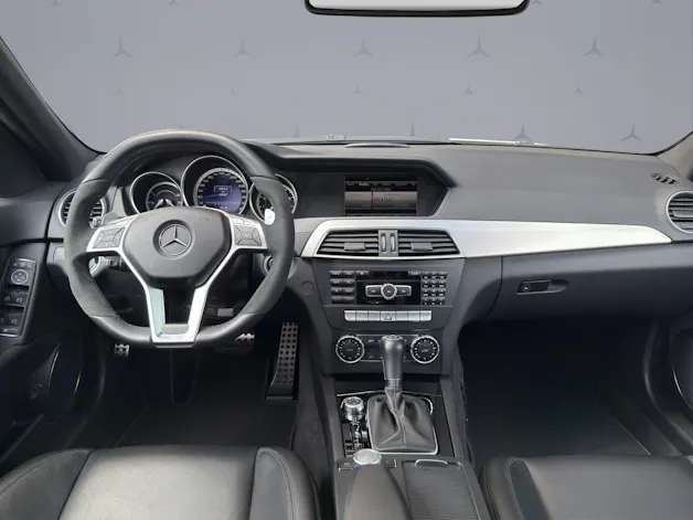 Mercedes-Benz C 63 V8 AMG Kombi