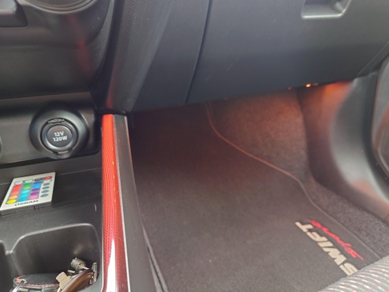 Vehicle image 9