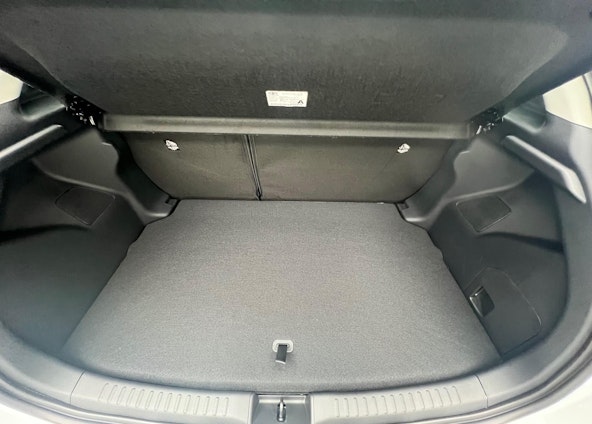 Vehicle image 5 Vehicle image 5