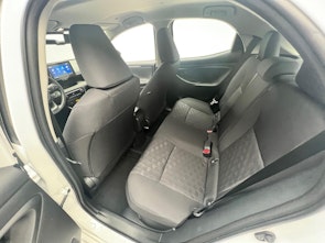 Vehicle image TOYOTA Yaris 1.5 VVT-i HSD Comfort