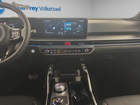 Vehicle image 9 Vehicle image 9