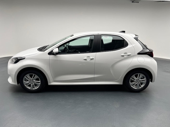 Vehicle image TOYOTA YARIS
