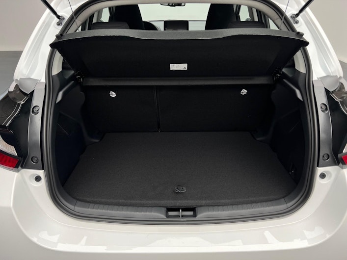 Vehicle image TOYOTA YARIS