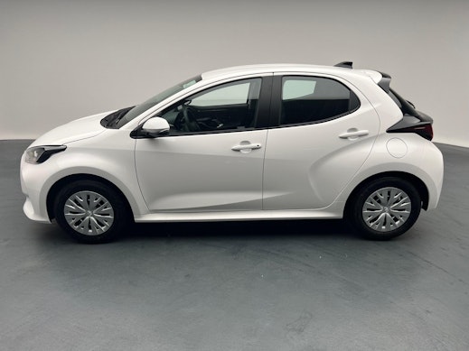 TOYOTA Yaris 1.5 VVT-i HSD Comfort 2