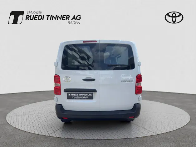 Toyota PROACE Van L1 2.0 D Advanced