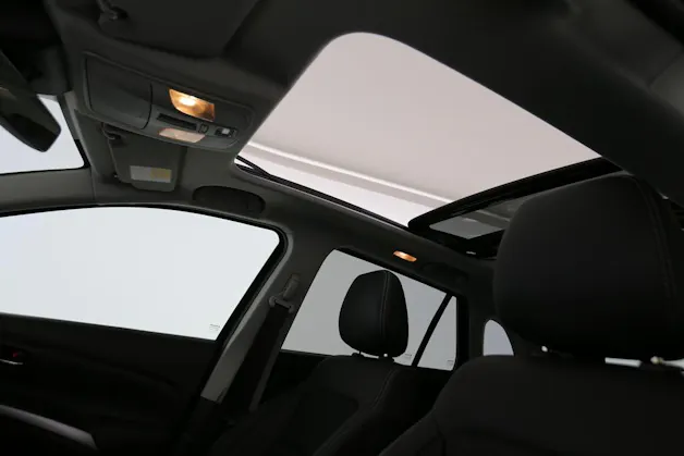 Suzuki S-Cross 1.4 T Compact Top Hybrid 4x4