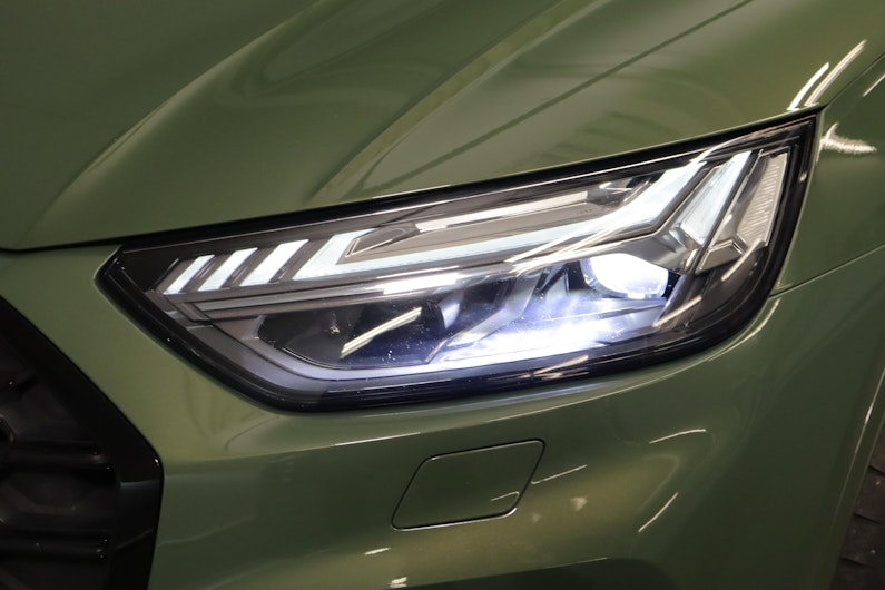 Vehicle image AUDI Q5