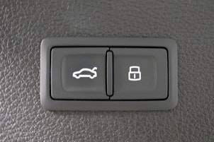 Vehicle image AUDI Q5 2.0 40 TDI S Line quattro S-Tronic