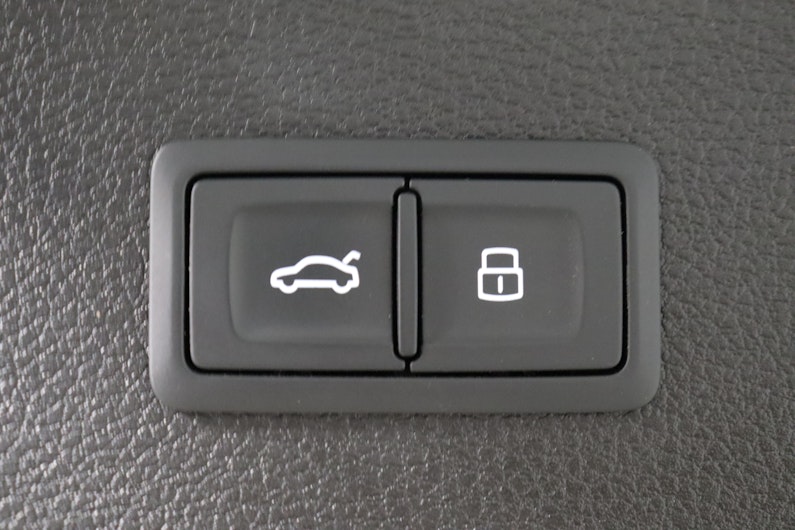 Vehicle image AUDI Q5