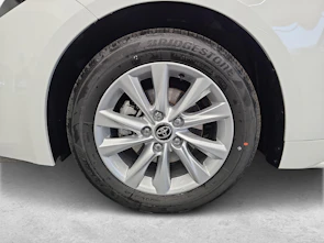 Fahrzeugbild TOYOTA Corolla Touring Sports 1.8 HSD Comfort