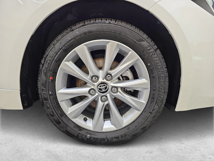 Fahrzeugbild TOYOTA COROLLA