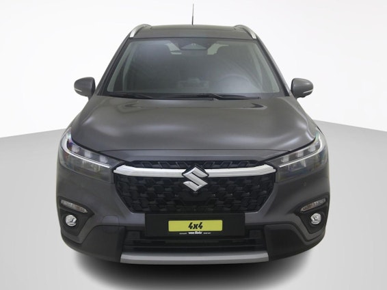 Vehicle image 4 Vehicle image 4