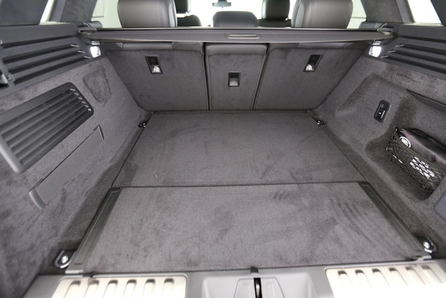 Vehicle image 8 Vehicle image 8