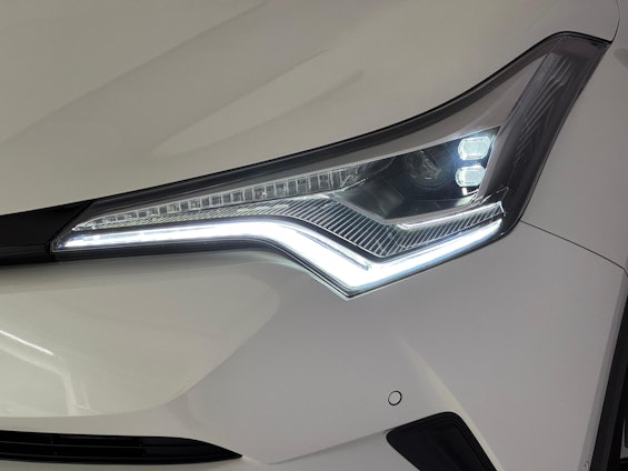 Vehicle image 15 Vehicle image 15