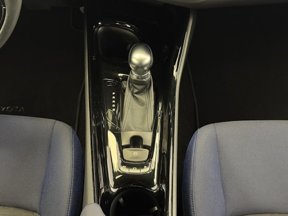 Vehicle image 13 Vehicle image 13