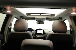 Vehicle image SUZUKI S-Cross 1.4 T Compact Top Hybrid 4x4