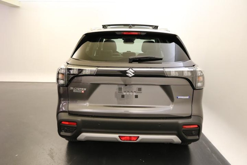 Vehicle image SUZUKI S-CROSS