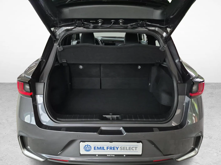 immagine del veicolo LEXUS LBX