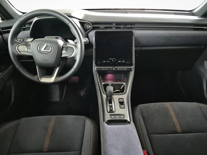 immagine del veicolo LEXUS LBX