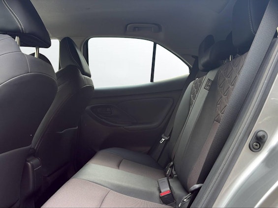 Vehicle image 5 Vehicle image 5