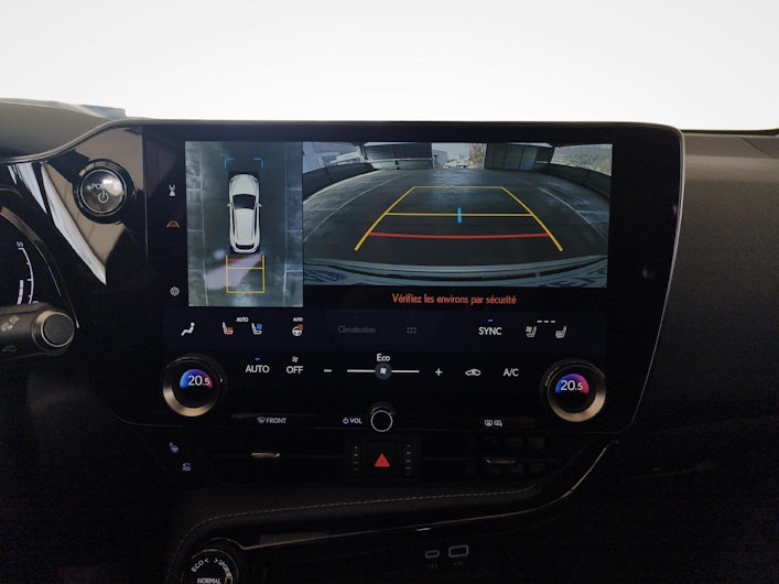 Fahrzeugbild LEXUS NX