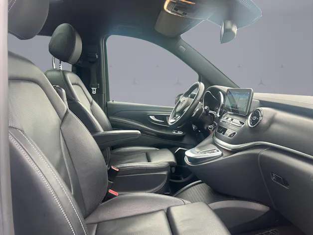 Mercedes-Benz V 300 d Swiss Ed. lang Van