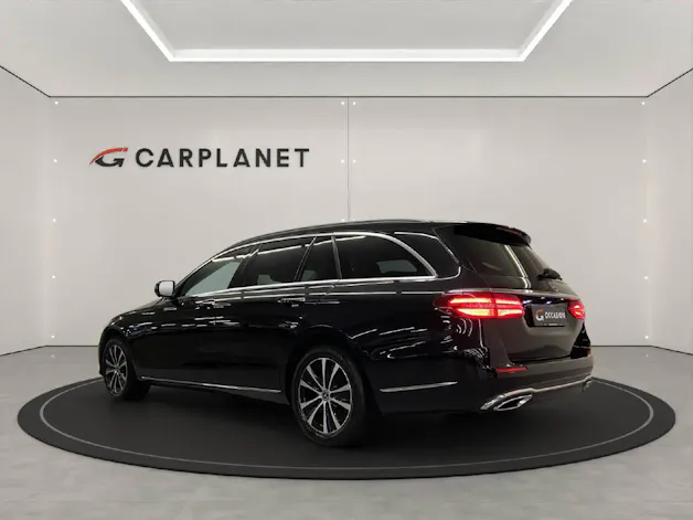 Mercedes-Benz E 220 d Swiss Star Avantgarde 4matic Kombi