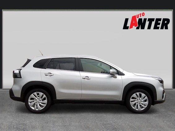 Vehicle image 4 Vehicle image 4