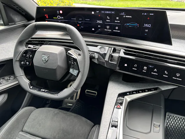 Peugeot 3008 e-Launch Edition AWD