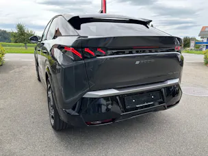 Peugeot 3008 e-Launch Edition AWD