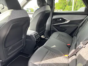Peugeot 3008 e-Launch Edition AWD