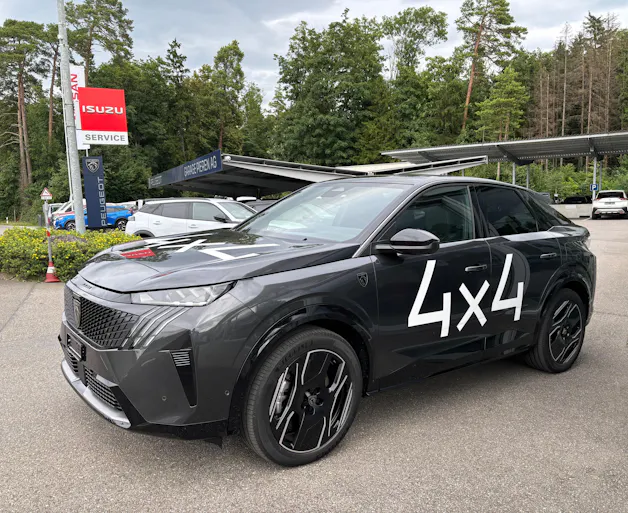 Peugeot 3008 e-Launch Edition AWD