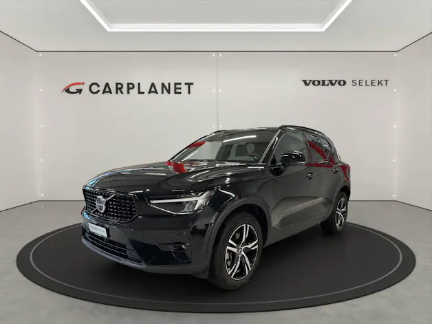 Volvo XC40 2.0 B3 MH Plus Dark
