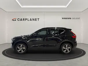 Volvo XC40 2.0 B3 MH Plus Dark
