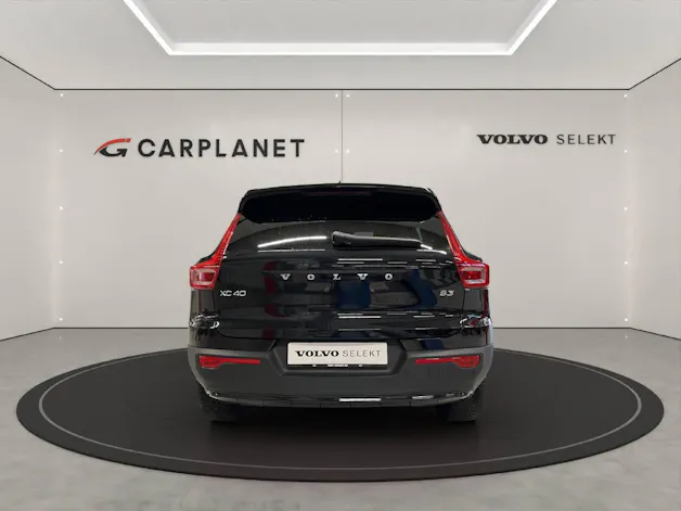 Volvo XC40 2.0 B3 MH Plus Dark