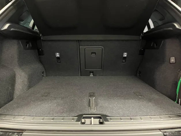Volvo XC40 2.0 B3 MH Plus Dark