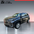 First vehicle image