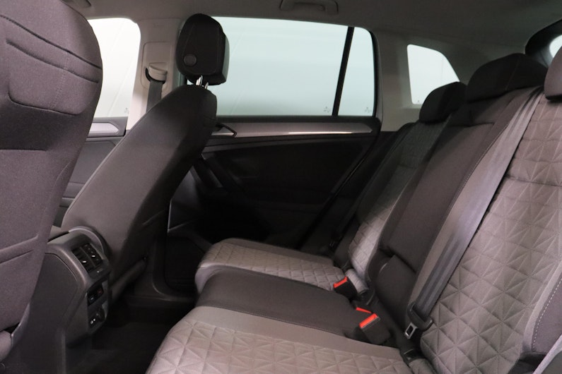 Vehicle image VW TIGUAN