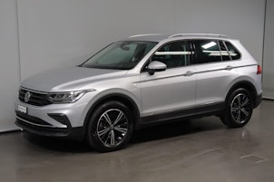 Vehicle image VW Tiguan 2.0 TSI Life DSG