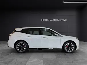 BMW iX xDrive45