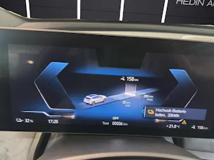 BMW iX xDrive45