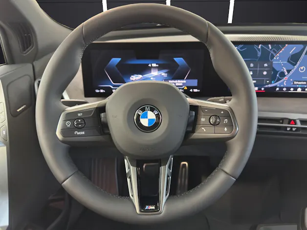 BMW iX xDrive45