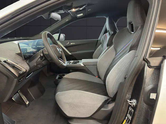 BMW iX xDrive45